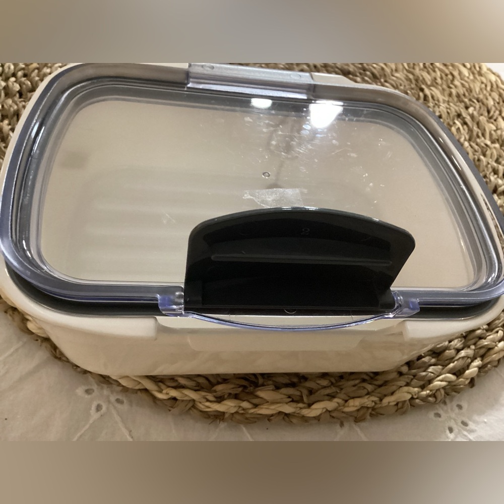 Cream and Black Food Storage Containers - Picture 6 of 9